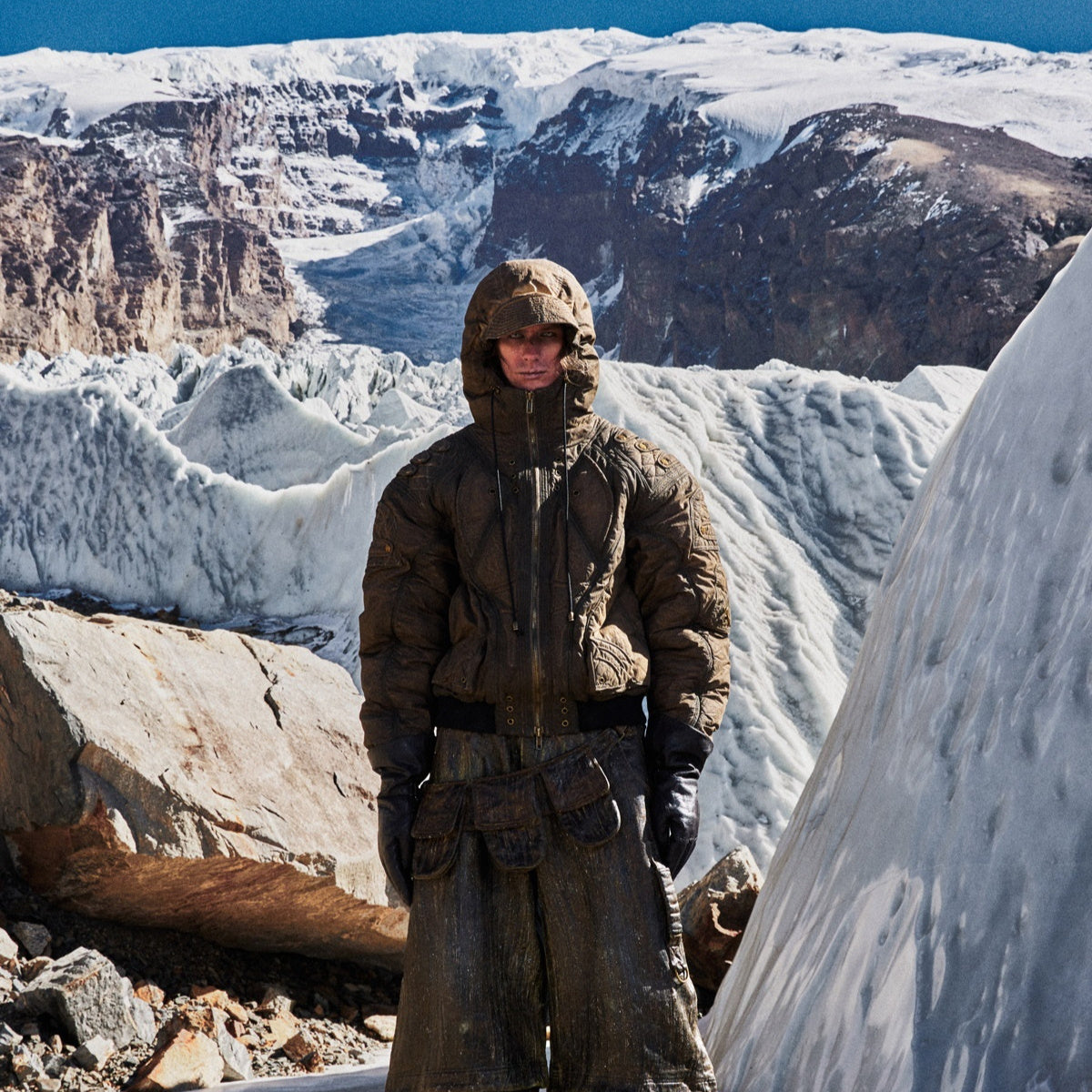 Mens Brown Cotton Padded Jacket With Dyed Yarn